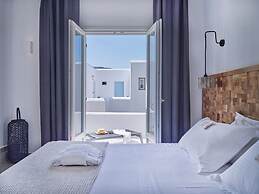 Parian Village Beach Hotel - Adults Only