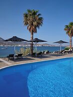 Parian Village Beach Hotel - Adults Only