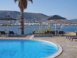 Parian Village Beach Hotel - Adults Only