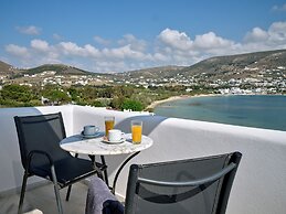 Parian Village Beach Hotel - Adults Only