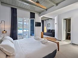 Parian Village Beach Hotel - Adults Only