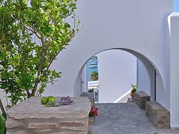 Parian Village Beach Hotel - Adults Only