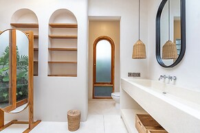 Maliya Villa by Betterplace