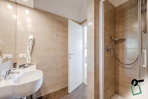 Hotiday Room Collection - Lacona