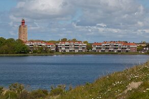 Bright Apartment 4 pax Within Walking Distance Beach, Supermarket, Res