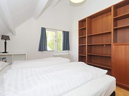 Holiday Home Near the Beach in the Dunes