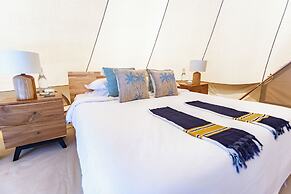 The Maverick Surf and Dive Boutique Hotel