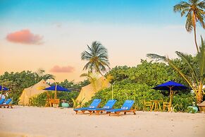 The Maverick Surf & Dive Lodge