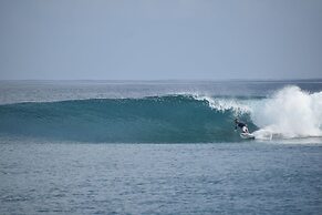 The Maverick Surf & Dive Lodge