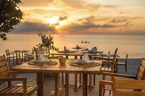 The Maverick Surf & Dive Lodge