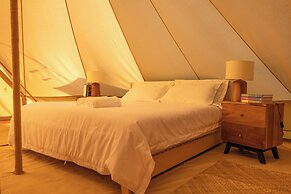 The Maverick Surf & Dive Lodge