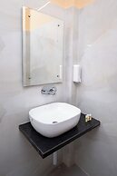 HOTEL SHIVA NILAY INN