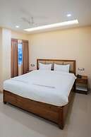 HOTEL SHIVA NILAY INN