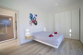 Villa Assunta With Pool Near The Sea