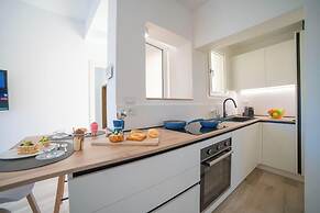 Villa Assunta With Pool Near The Sea