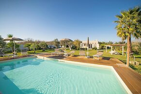 Villa Assunta With Pool Near The Sea