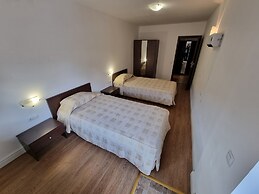 2405 Cosy Mountain View Apartment - 200mbps Wi-fi!