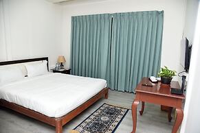 Arambol Sweet Lake Resort