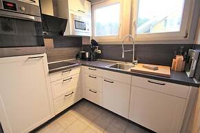 Ferienhaus mit Grosser Terrasse