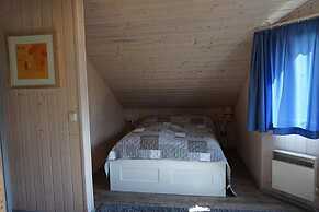 Ferienhaus mit Grosser Terrasse