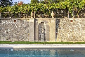 Belvilla by OYO Villa Torreone