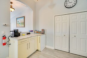 ~ 5 Mi to Beach & Dtwn: Home in Cape Coral!