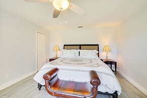 ~ 5 Mi to Beach & Dtwn: Home in Cape Coral!