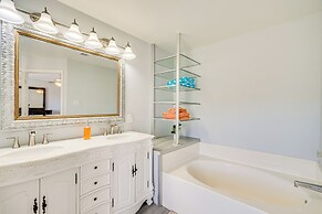 ~ 5 Mi to Beach & Dtwn: Home in Cape Coral!