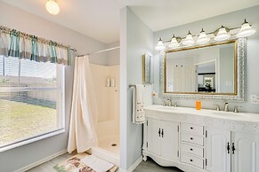 ~ 5 Mi to Beach & Dtwn: Home in Cape Coral!