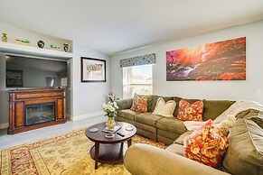 ~ 5 Mi to Beach & Dtwn: Home in Cape Coral!