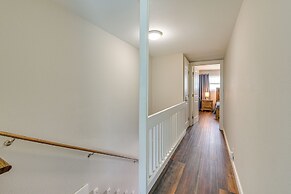 Walk to Okaloosa Island Beach: Coastal Condo!