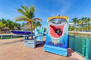 1 Mi to Dtwn: Oceanfront Gem w/ Resort Amenities!