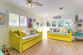 1 Mi to Dtwn: Oceanfront Gem w/ Resort Amenities!