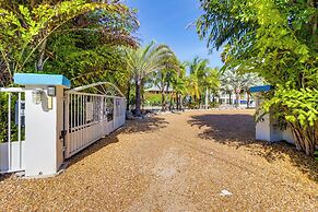 1 Mi to Dtwn: Oceanfront Gem w/ Resort Amenities!