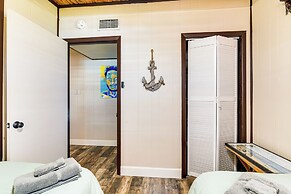 Private Pool, Deck & Patio: Galveston Oasis!