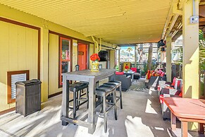 Private Pool, Deck & Patio: Galveston Oasis!