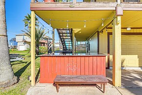 Private Pool, Deck & Patio: Galveston Oasis!