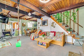 Family Friendly: Streamside Retreat in The Hideout