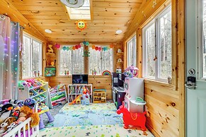 Family Friendly: Streamside Retreat in The Hideout