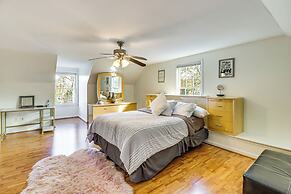 Walk to Lake & Boat Ramp: Central Gem in Annapolis