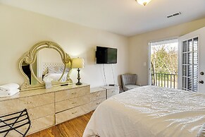 Walk to Lake & Boat Ramp: Central Gem in Annapolis