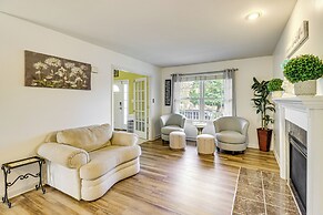 Walk to Lake & Boat Ramp: Central Gem in Annapolis
