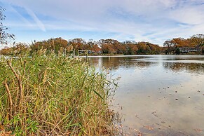 Walk to Lake & Boat Ramp: Central Gem in Annapolis