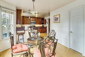 Walk to Lake & Boat Ramp: Central Gem in Annapolis