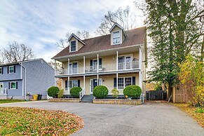 Walk to Lake & Boat Ramp: Central Gem in Annapolis