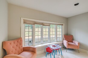 9 Mi to National Mall: Spacious Bethesda Retreat!