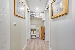 Airstream & Ocean View: Unique Gloucester Getaway