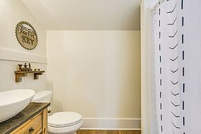 Family-friendly Barndominium Near Greenville!