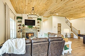 Family-friendly Barndominium Near Greenville!