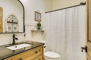 Family-friendly Barndominium Near Greenville!